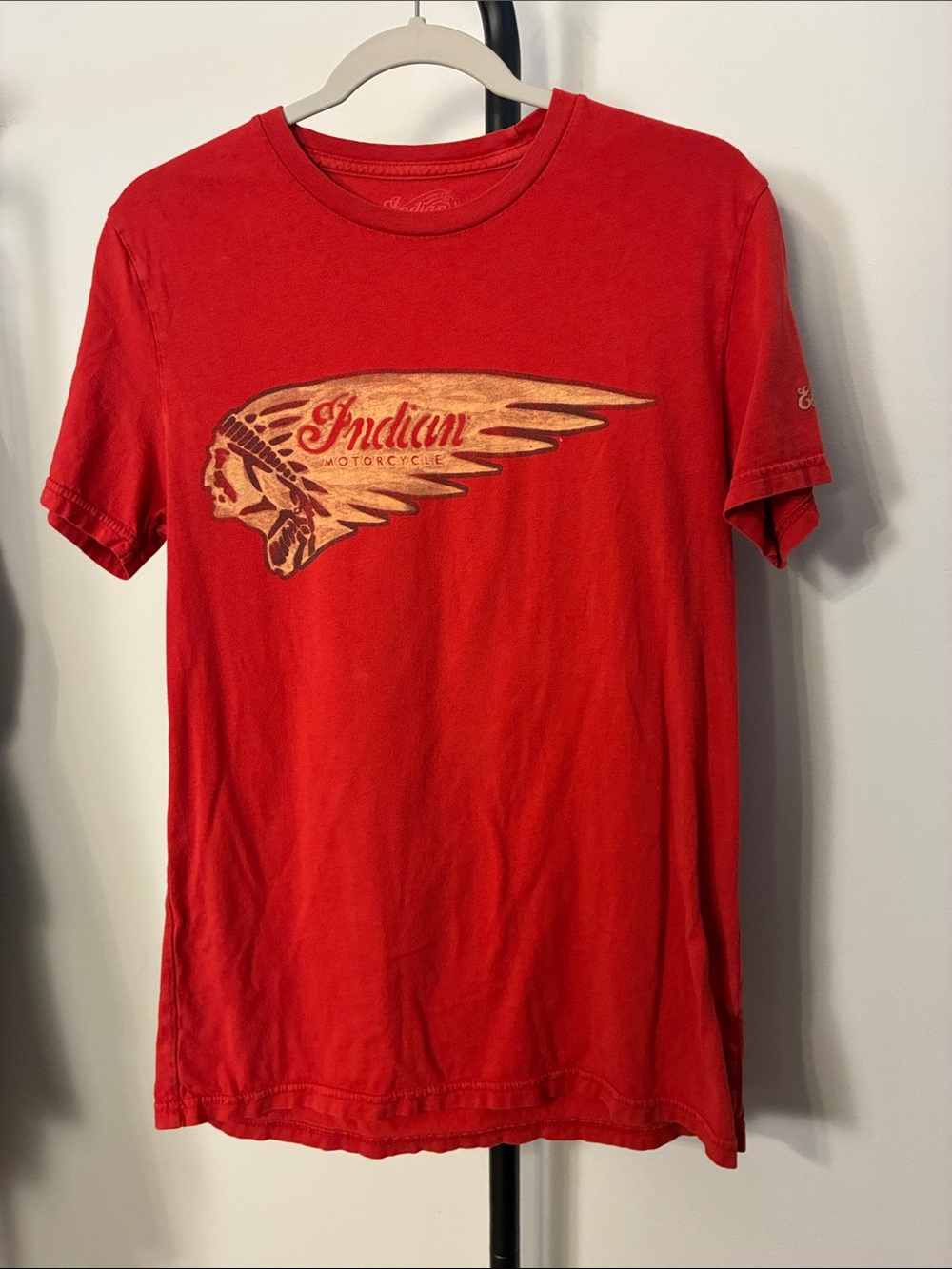 Indian Motorcycle Red Logo Graphic Tee Shirt Size Small